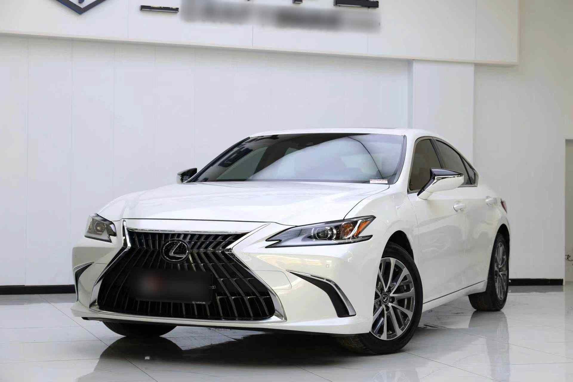 雷克萨斯ES 2022款 300h 卓越版(1)