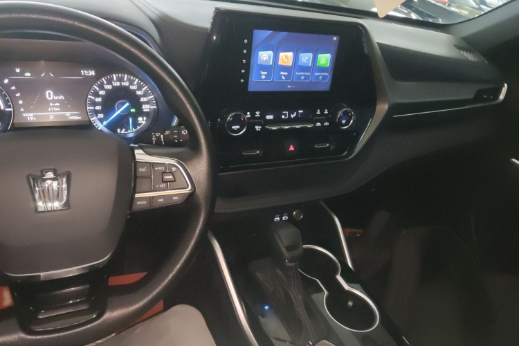 丰田 皇冠陆放 2023款 2.5L HEV两驱进取版（五座）中控内饰7002