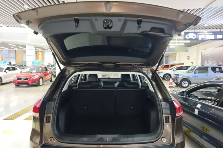 哈弗H6 2020款 1.5GDIT 自动铂金冠军版局部细节23