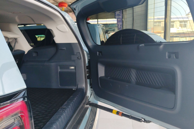 北京BJ60 2022款  2.0T 五一版 五座局部细节23