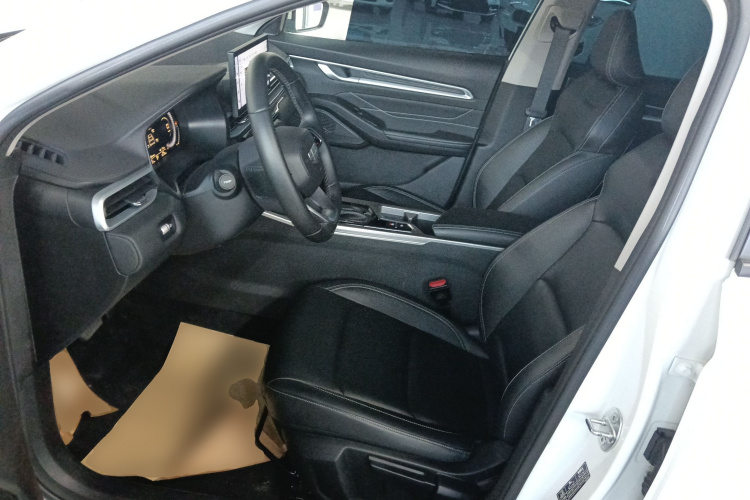 吉利汽车 帝豪 2025款 第4代 1.5L CVT龙腾版中控内饰19