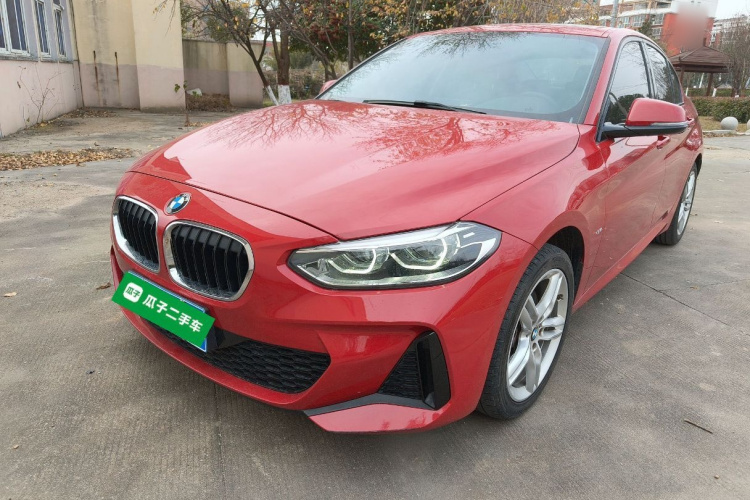 宝马1系 2020款 120i M运动套装车身外观1
