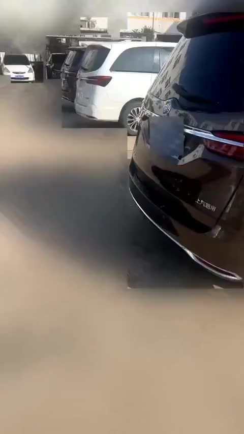 别克GL8 2022款 陆上公务舱 652T 舒适型讲解2