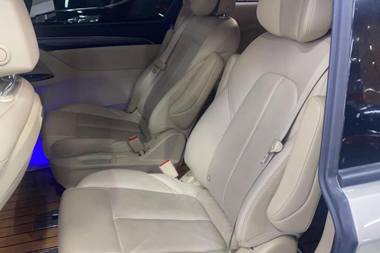 别克GL8 2022款 ES陆尊 653T 尊享型中控内饰7001