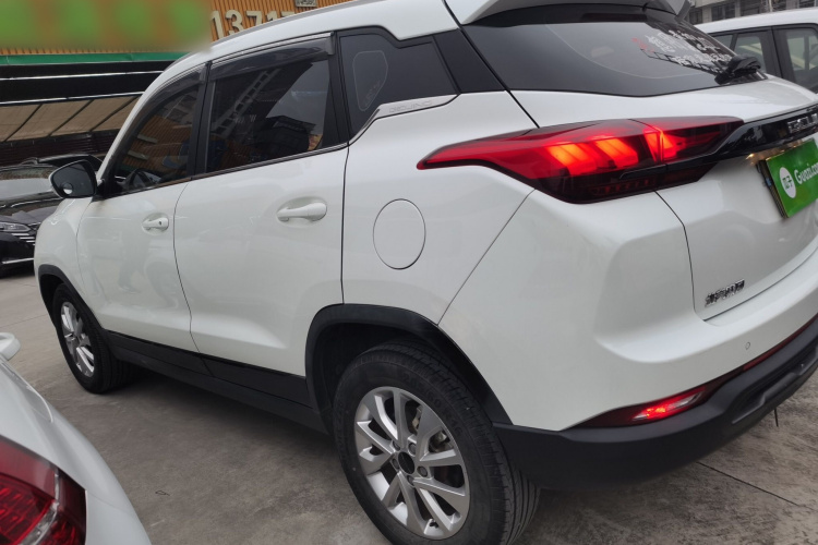 北京汽车 北京X3 2021款 1.5T CVT荣耀版车身外观6003