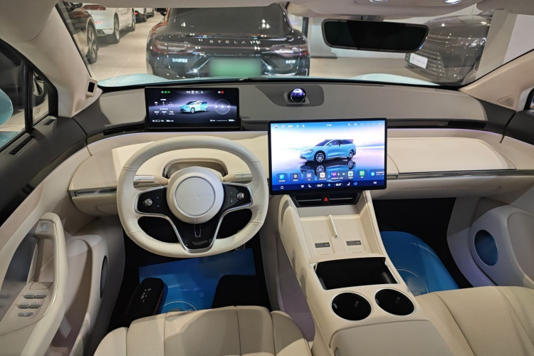 鸿蒙智行 智界R7 2024款 纯电 802km Max中控内饰12