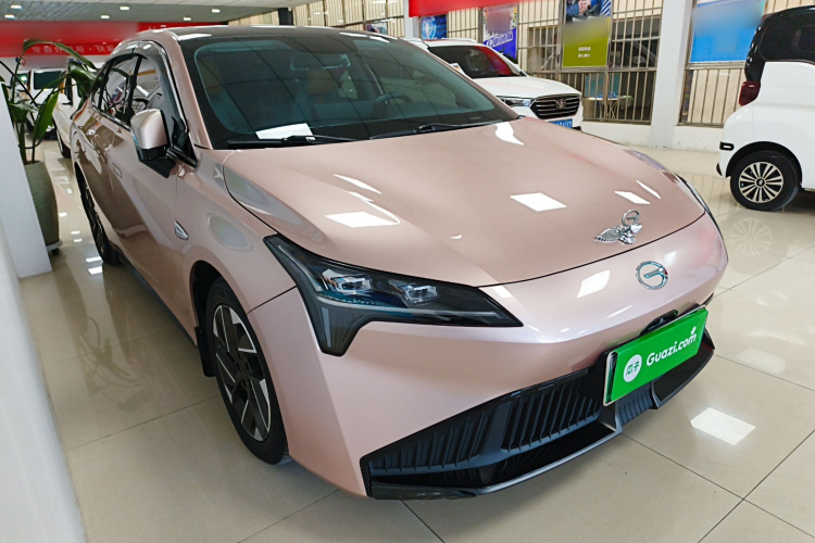 埃安 AION S Plus 2021款 70 智领版车身外观3