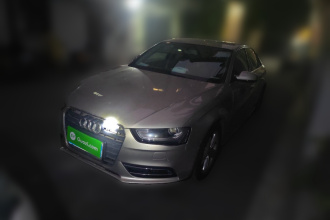 奥迪A4L 2015款 45 TFSI quattro个性运动型