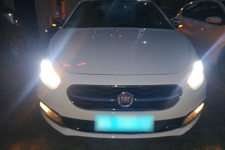 菲亚特 菲翔 2015款 1.4T 自动跃享版车身外观2