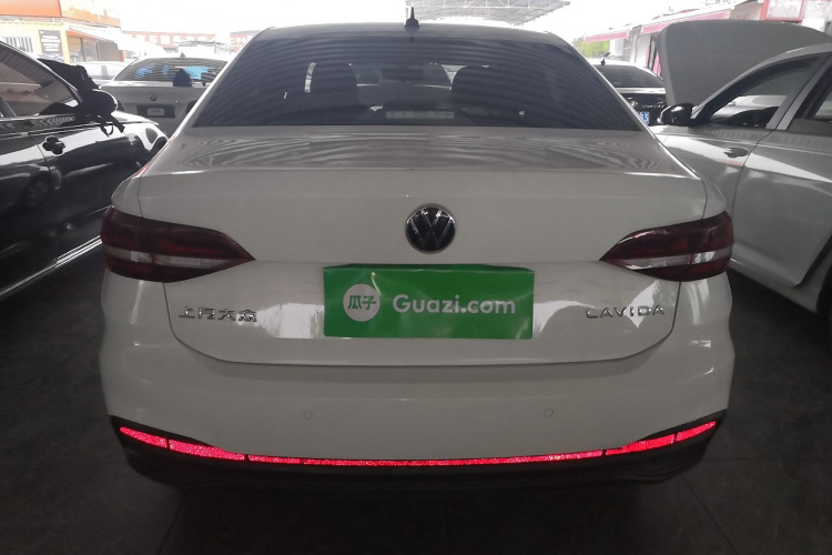 大众 朗逸 2023款 1.5L 自动得逸版车身外观6