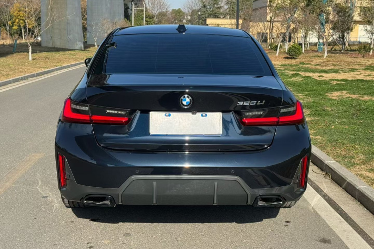 宝马3系 2023款 325Li M运动套装车身外观6004