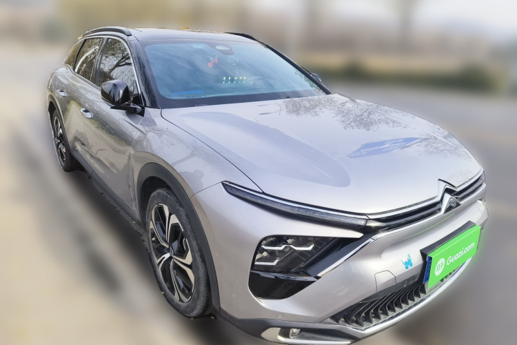 雪铁龙 凡尔赛C5 X 2021款 1.6T 耀不凡车身外观6002