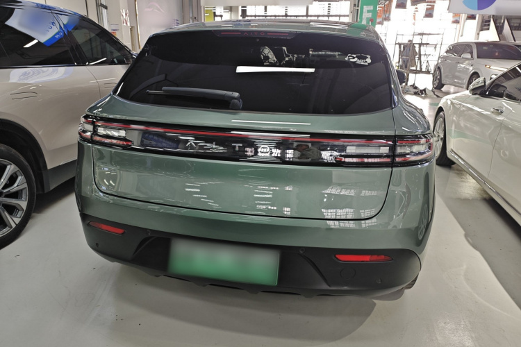 鸿蒙智行 问界M5 2022款 纯电后驱标准版车身外观6004