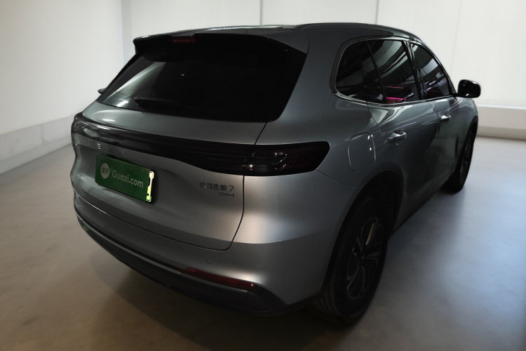 吉利银河 银河星舰7 EM-i 2025款 120km 探索+版车身外观7