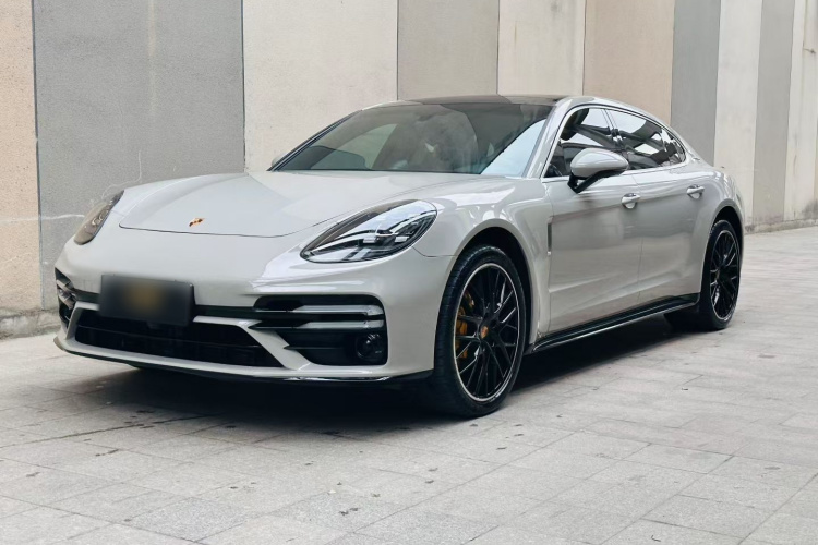 保时捷 2017款 Panamera 4 行政加长版 3.0T车身外观1