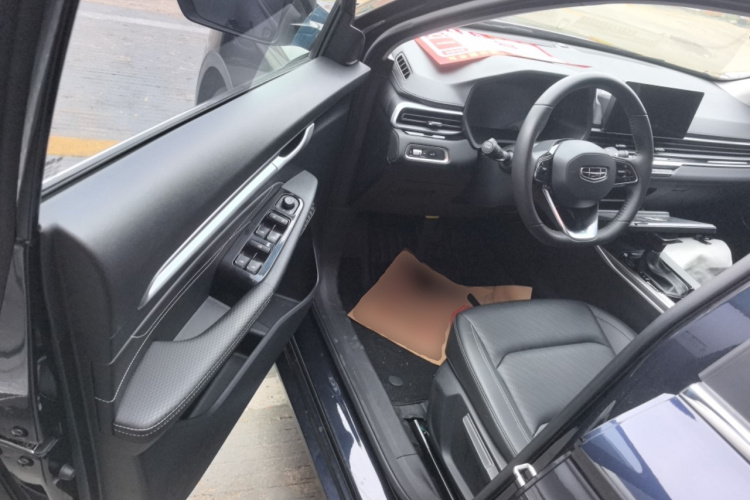 吉利汽车 帝豪 2022款 第4代 1.5L CVT尊贵型中控内饰20