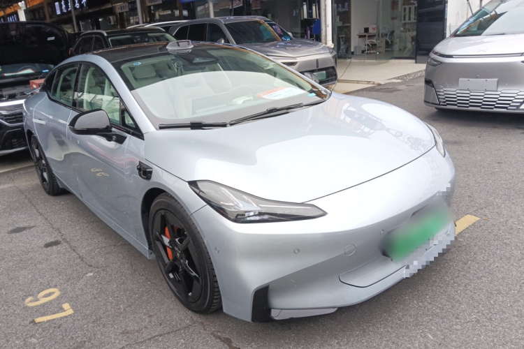 昊铂GT 2023款 710后驱超充Max版车身外观3