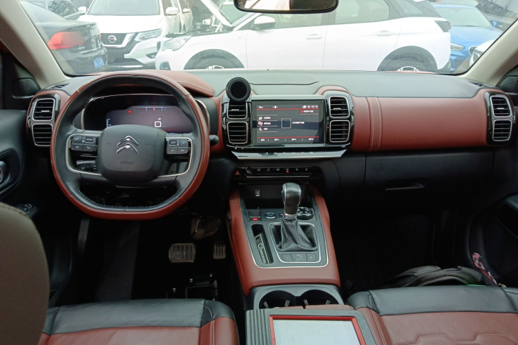 雪铁龙 天逸 C5 AIRCROSS 2017款 350THP 豪华型中控内饰12