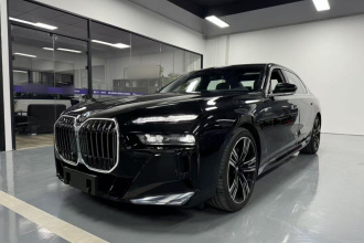 宝马7系 2023款 改款 740Li 尊享型 M运动套装