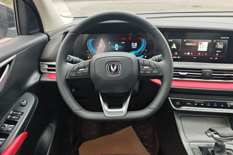 长安CS55PLUS 2021款 蓝鲸版 1.5T DCT尊贵型中控内饰13