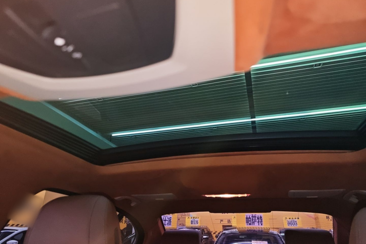 宝马5系 2017款 525Li 领先型中控内饰22