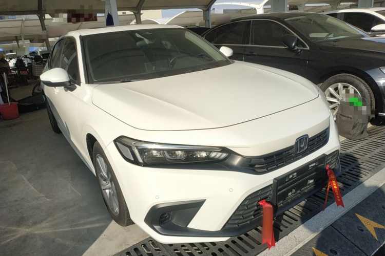 本田 思域 2022款 240TURBO CVT劲动版车身外观3