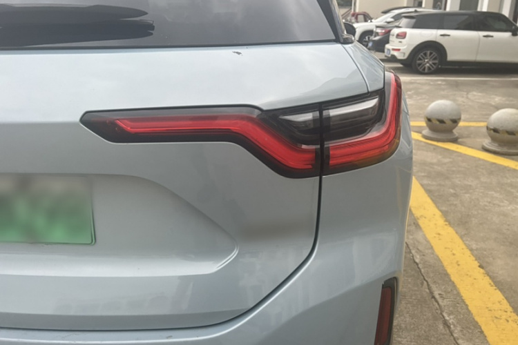 蔚来ES6 2020款 455KM 运动版车身外观6010