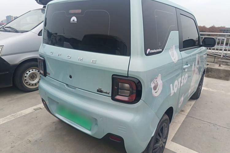 吉利银河 2023款 熊猫mini 200km 耐力熊车身外观7