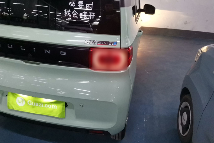 五菱汽车 宏光MINIEV 2022款 马卡龙臻享款 磷酸铁锂车身外观9