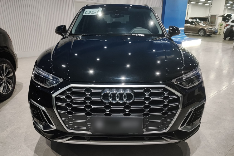 奥迪Q5L 2022款 改款 45T 豪华动感型车身外观6001