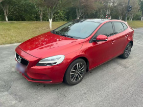 沃尔沃V40 2018款 T3 智逸版