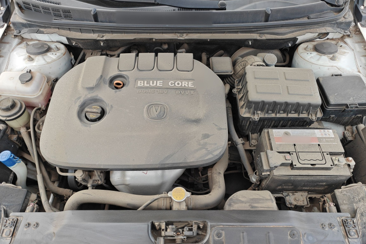 长安 逸动 2015款 1.6L 手动俊酷型 国V机舱底盘24