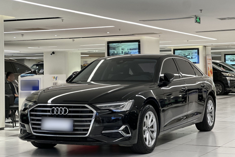 奥迪A6L 2024款 40 TFSI 豪华致雅型车身外观1