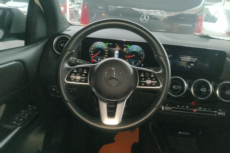 奔驰B级 2022款 改款 B 200 动感型局部细节13