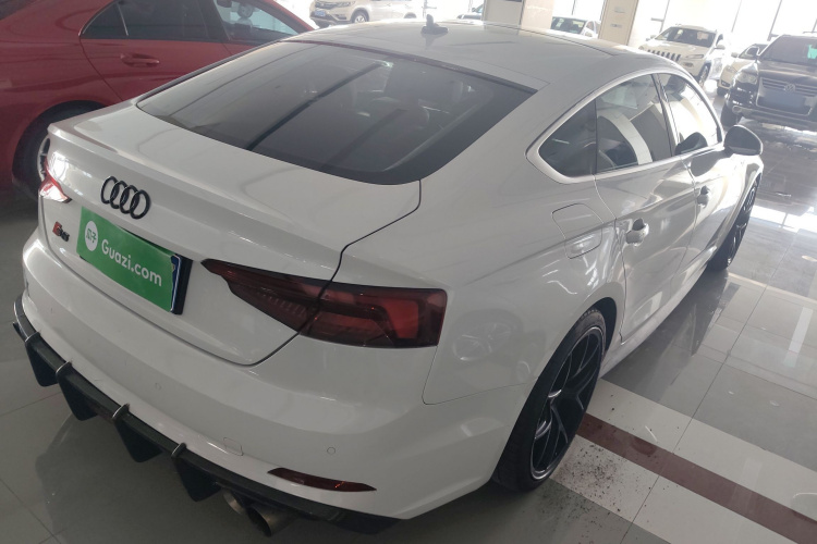 奥迪A5 2017款 Sportback 45 TFSI quattro 运动型车身外观7