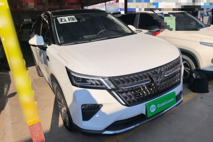 五菱汽车 五菱星辰 2021款 1.5T CVT星辉版车身外观3