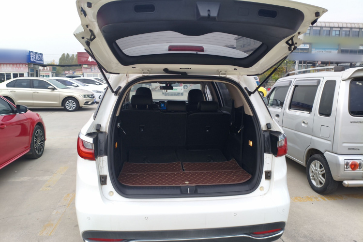 比亚迪 宋MAX 2019款 1.5T 自动智联睿逸天窗型 7座 国VI局部细节23