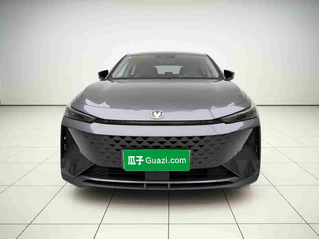 保定二手长安UNI-V 智电iDD 2024年款：花一台A级车的钱，开上准新智能轿跑？