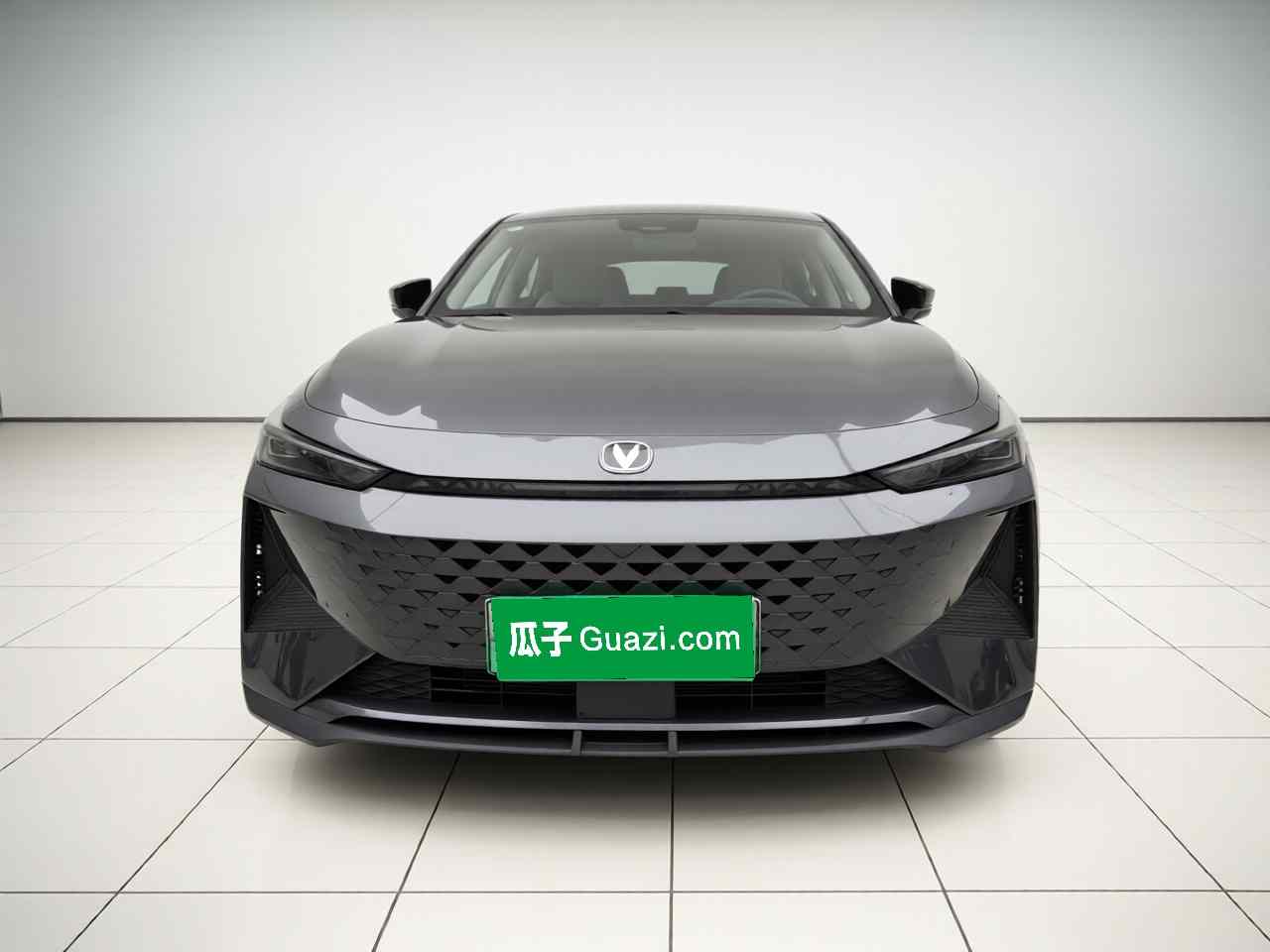 长安UNI-V 智电iDD 2024款 蓝鲸智电iDD 136km 智酷型(1)