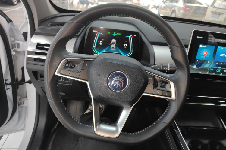 比亚迪 秦Pro新能源 2019款 EV 超能版 标准版智联领尚型局部细节13