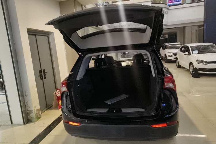 别克 昂科威 2018款 20T 两驱领先型机舱底盘23