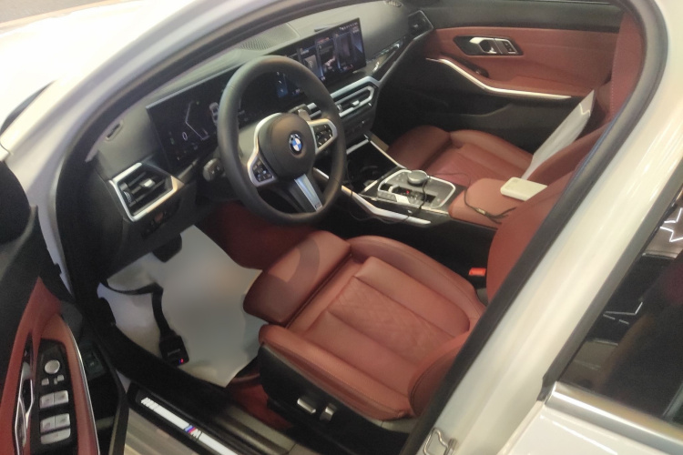 宝马3系 2023款 325Li xDrive M运动套装局部细节19