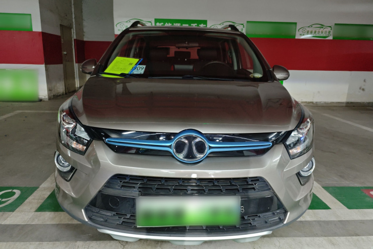 北汽新能源EX 2018款 EX360 新尚版车身外观2