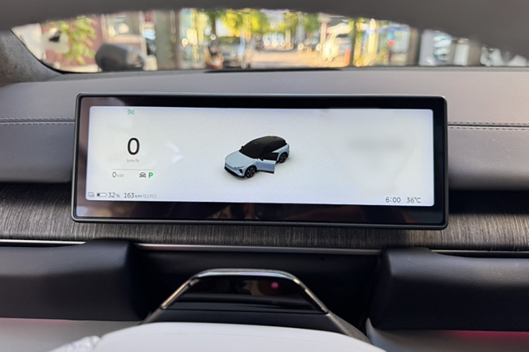 蔚来ES6 2023款 75kWh中控内饰7005