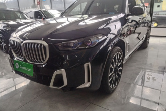 宝马X5 2023款 xDrive 40Li M运动套装