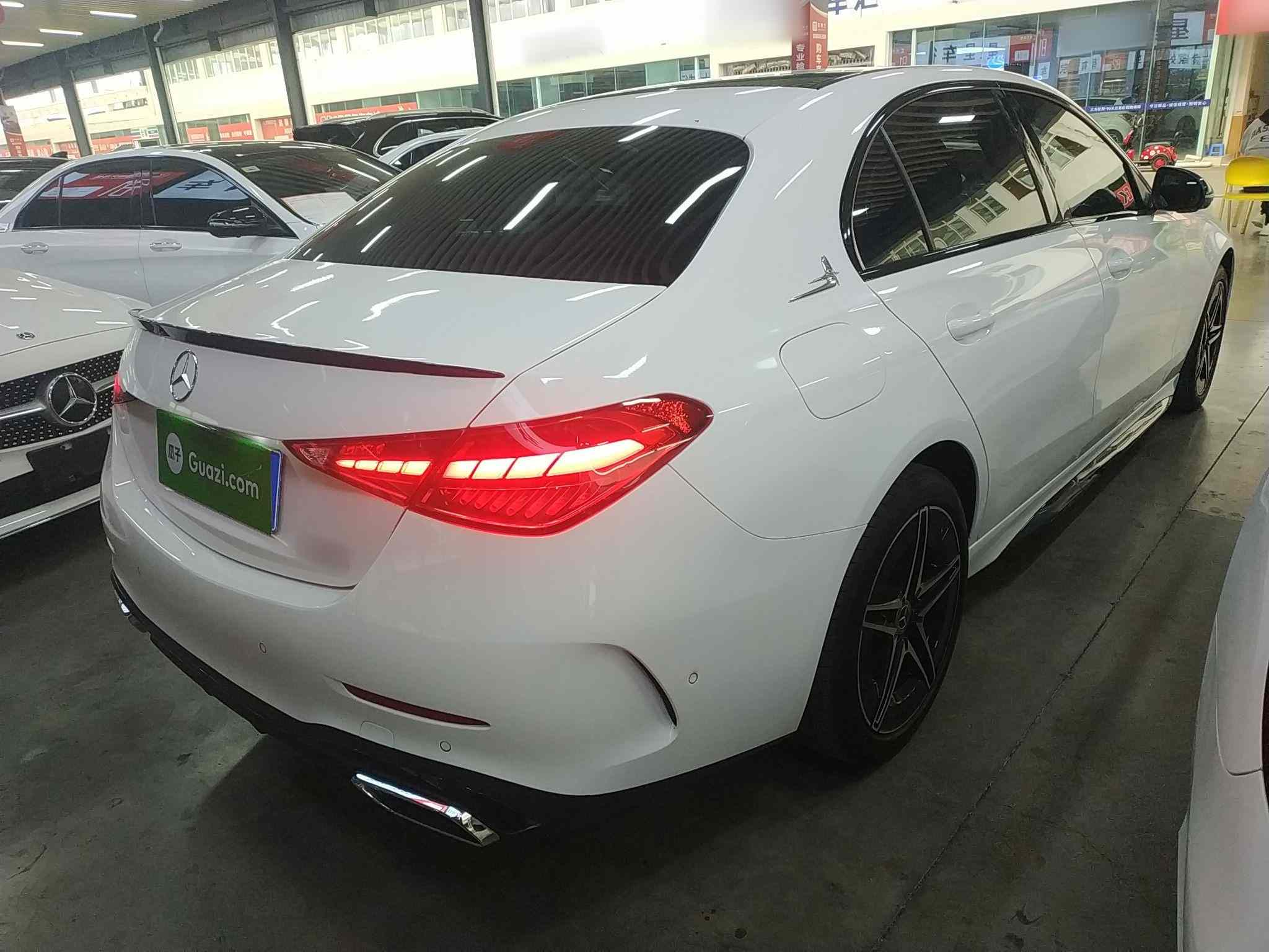 奔驰C级 2025款 改款 C 260 L 皓夜运动版(5)