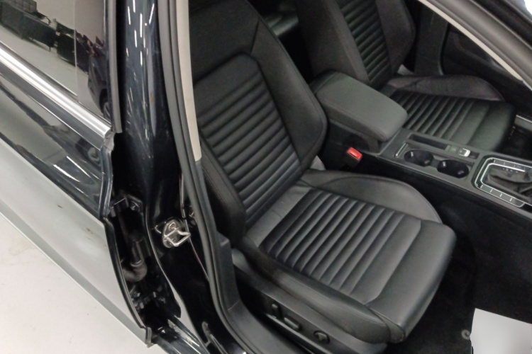 大众 迈腾 2019款 330TSI DSG 领先型 国VI局部细节41