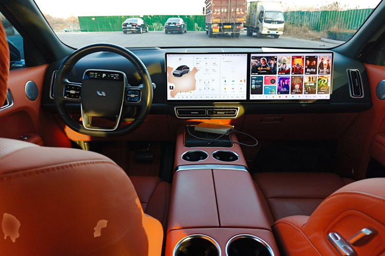 理想汽车 理想L8 2024款 Pro中控内饰7002