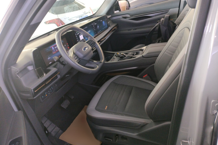 福特 2023款 锐界L 2.0T EcoBoost 四驱七座至尊型中控内饰19