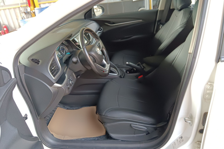 别克 英朗 2019款 18T 自动互联精英型 国VI中控内饰19